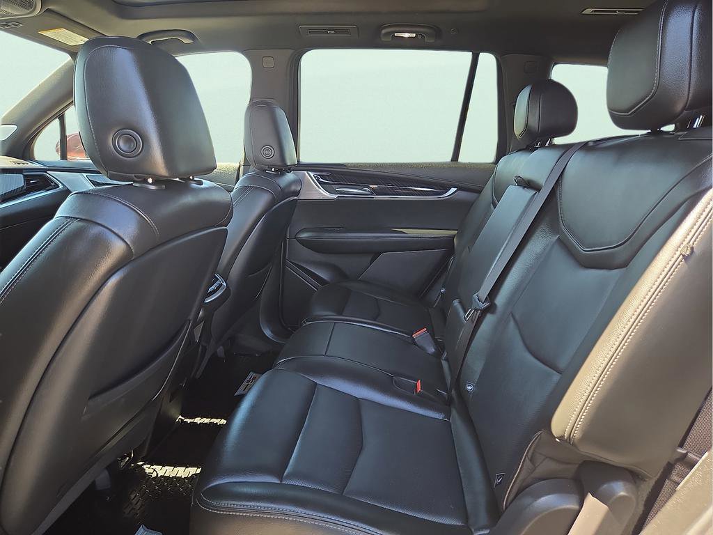 Used 2023 Cadillac XT6 Premium Luxury AWD/4WD image 10