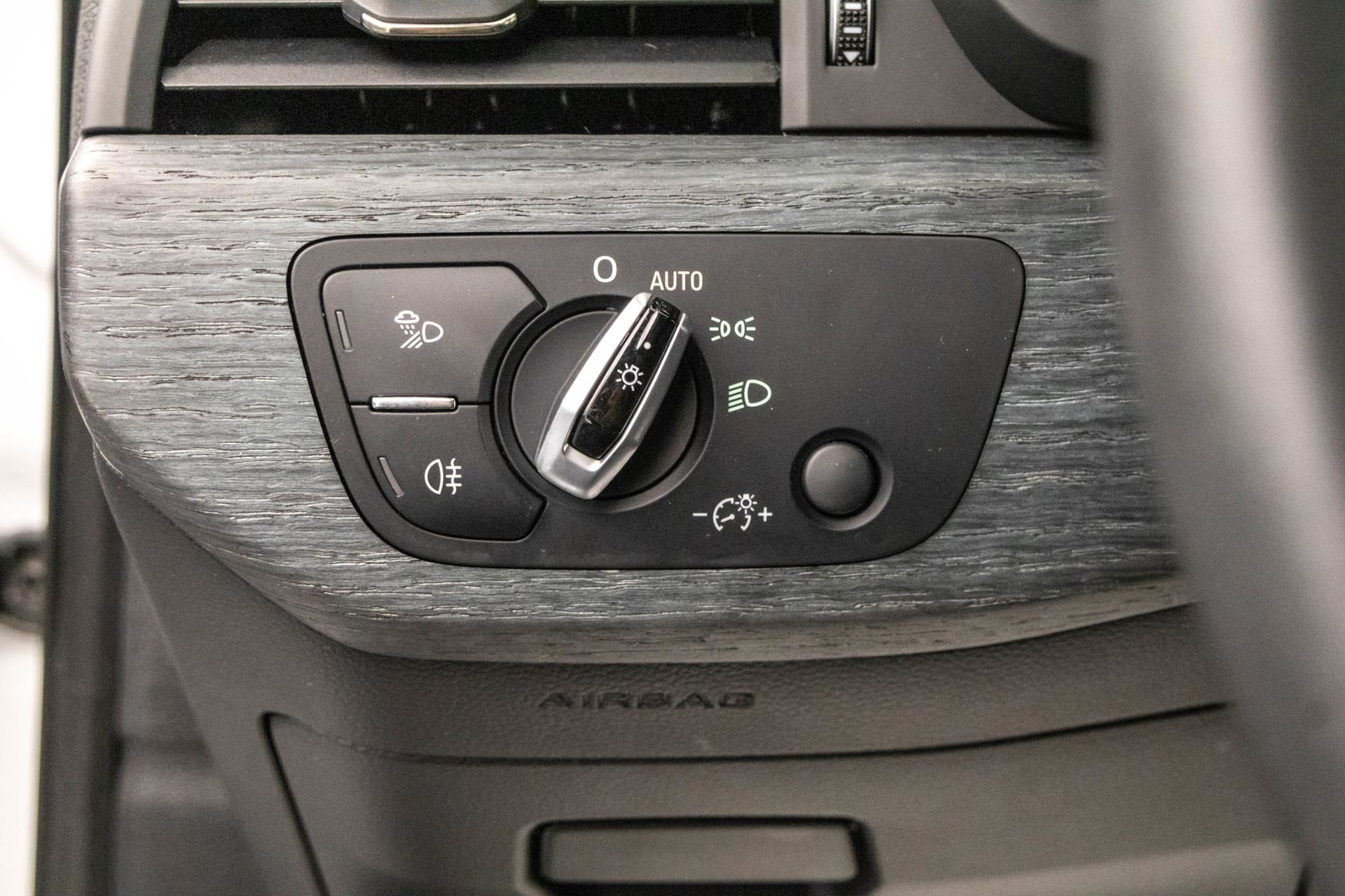 Used 2017 Audi A4 2.0T Premium Plus w/ Premium Plus Package image 20