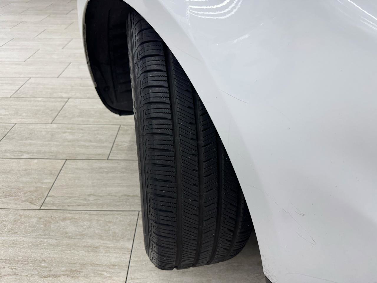 Used 2017 Land Rover Range Rover Sport HSE AWD/4WD image 43