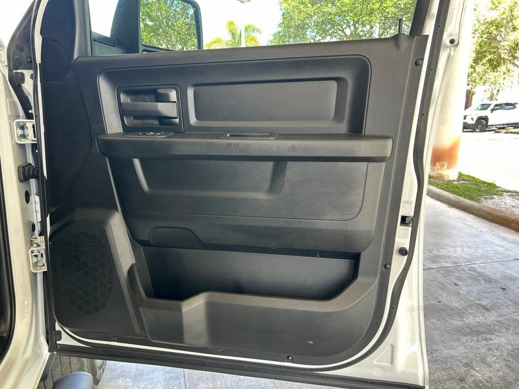 Used 2025 RAM 3500 Tradesman AWD/4WD image 29