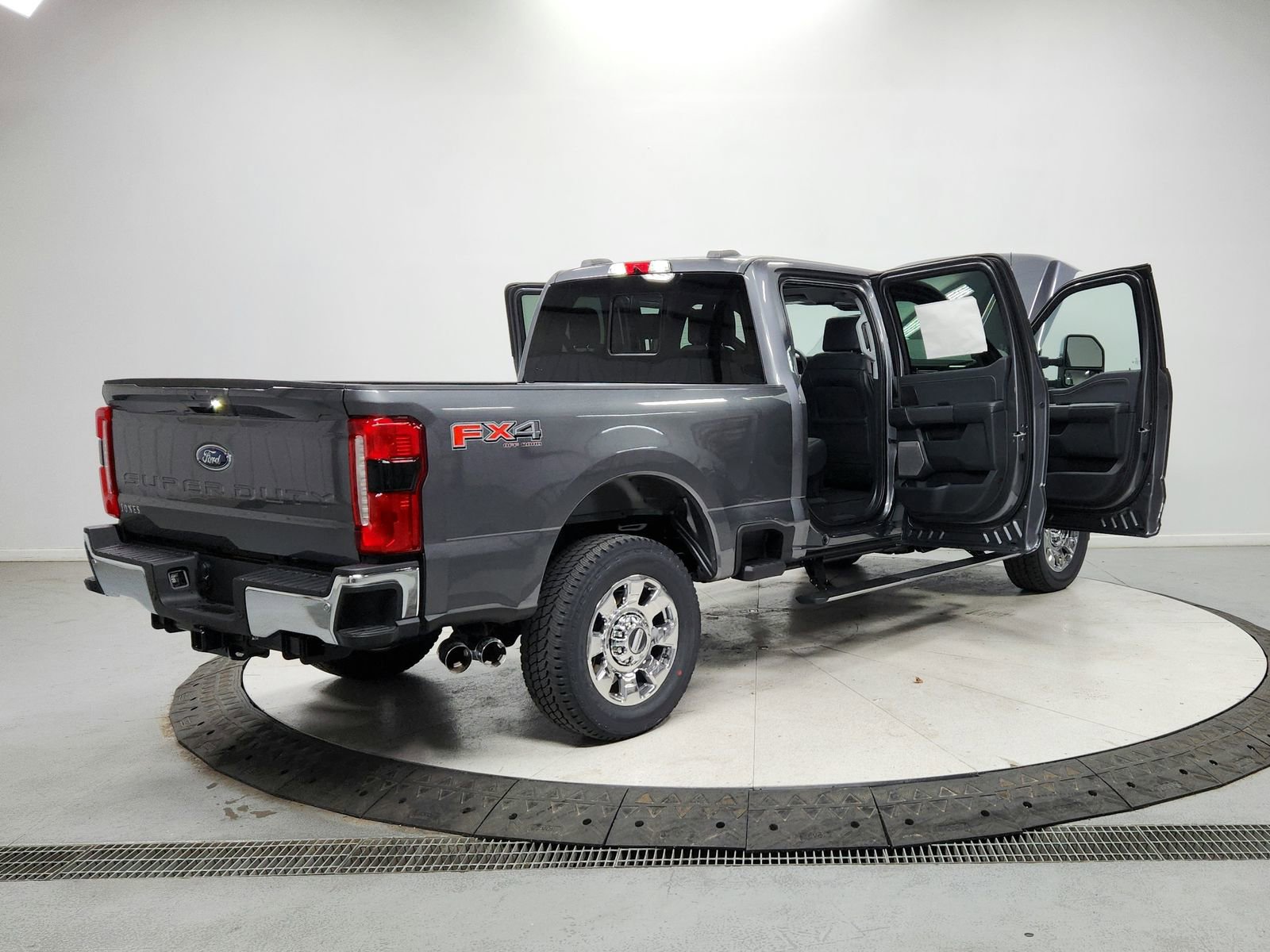 New 2026 Ford F250 Lariat image 15
