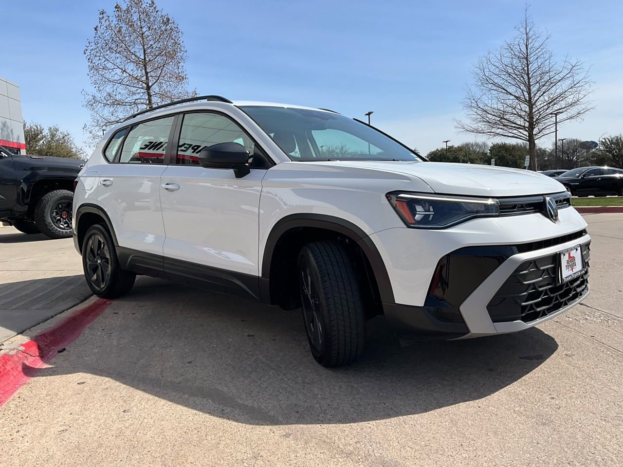 Used 2025 Volkswagen Taos S image 4