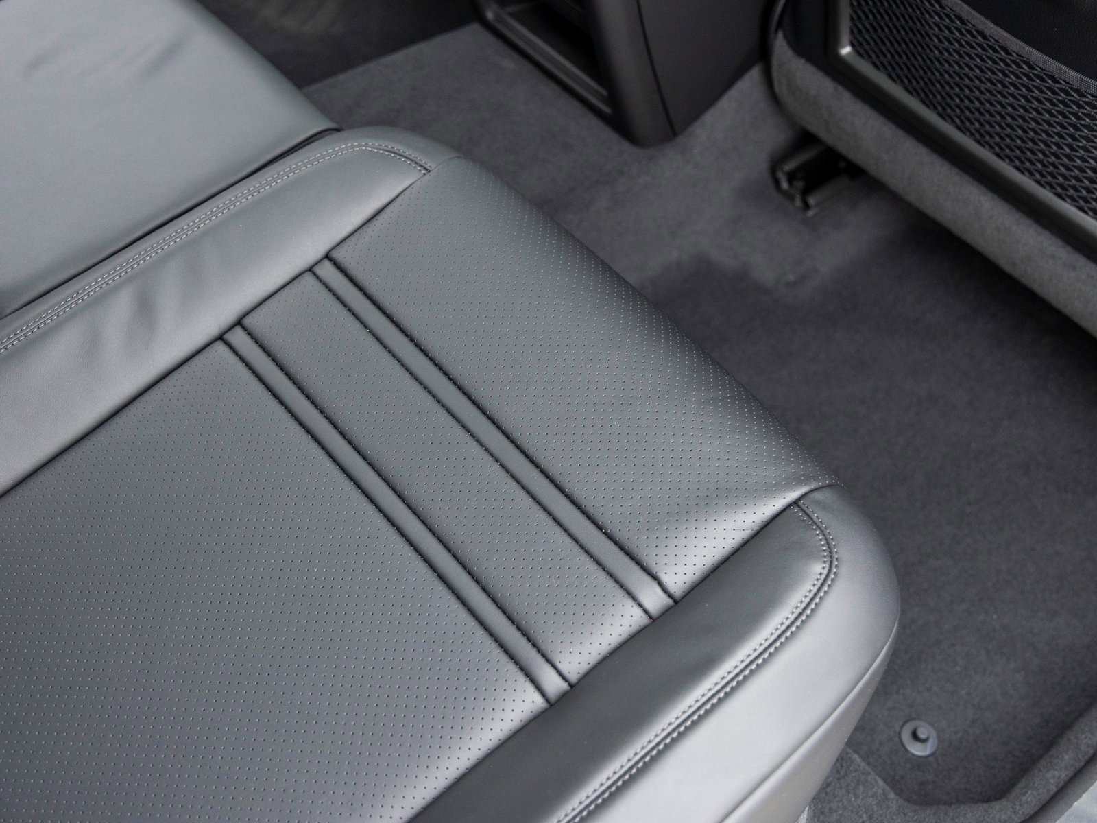 New 2026 Porsche Cayenne Coupe image 45