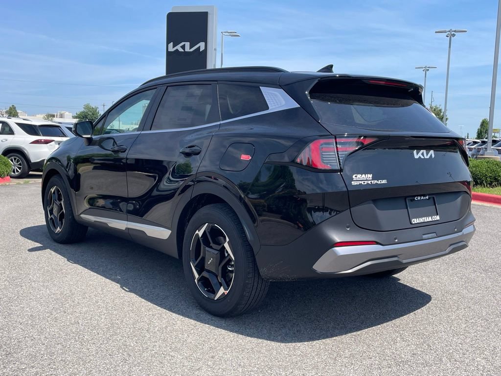 New 2026 Kia Sportage EX w/ EX Panorama Roof Package FWD image 5