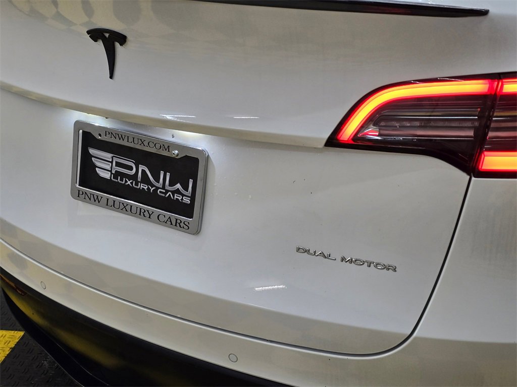 Used 2021 Tesla Model Y Long Range image 13