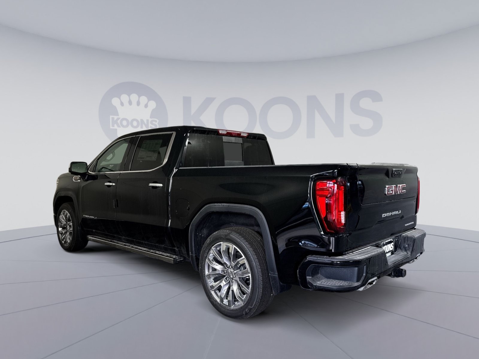 New 2026 GMC Sierra 1500 Denali w/ Denali Reserve Package AWD/4WD image 4