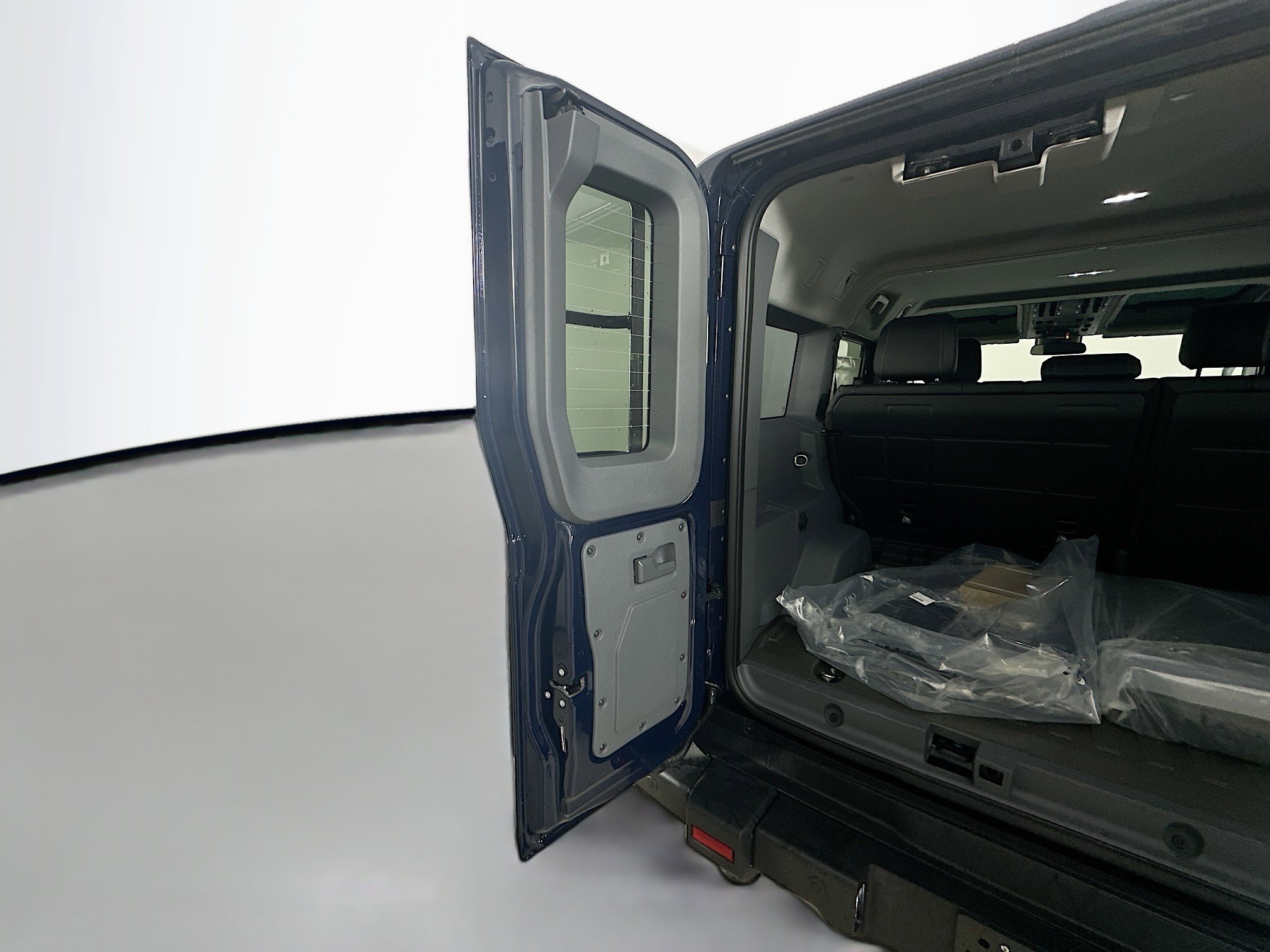 New 2025 INEOS Grenadier Fieldmaster Edition image 43