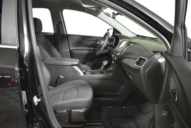 Used 2023 Chevrolet Equinox LT FWD image 35