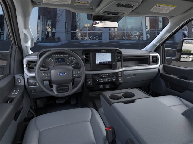 New 2026 Ford F550 4x4 Crew Cab image 2