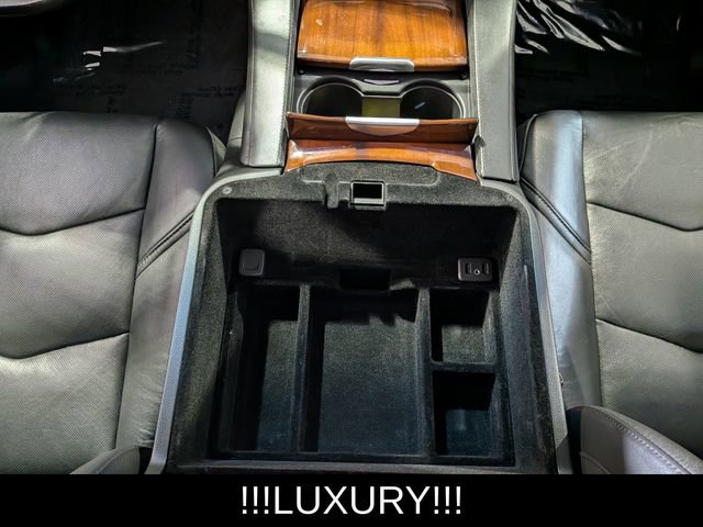 Used 2019 Cadillac Escalade ESV Luxury image 34