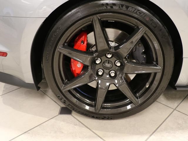 Used 2022 Ford Mustang Shelby GT500 w/ Carbon Fiber Track Pack RWD image 8