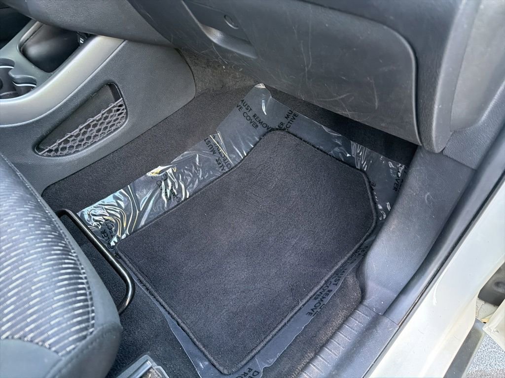 Used 2019 Dodge Journey SE FWD image 29