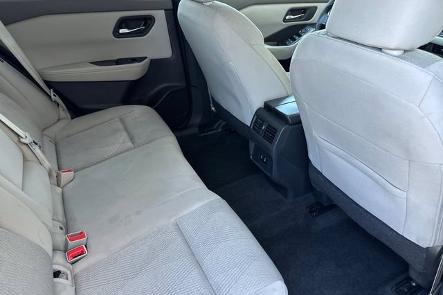 Used 2024 Nissan Rogue SV FWD image 18
