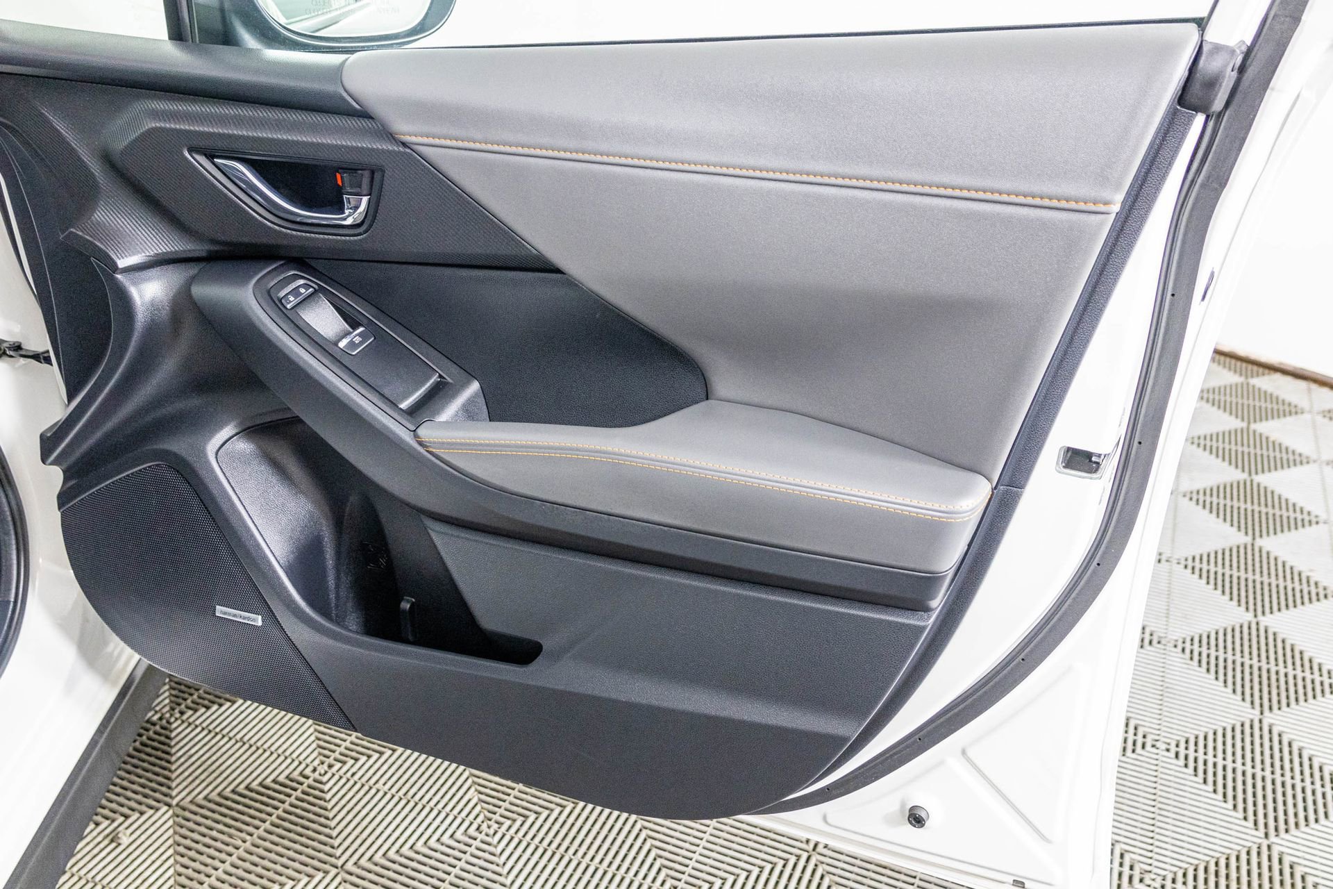 Used 2025 Subaru Crosstrek 2.5i Limited w/ Crosstrek Mirror Package image 29