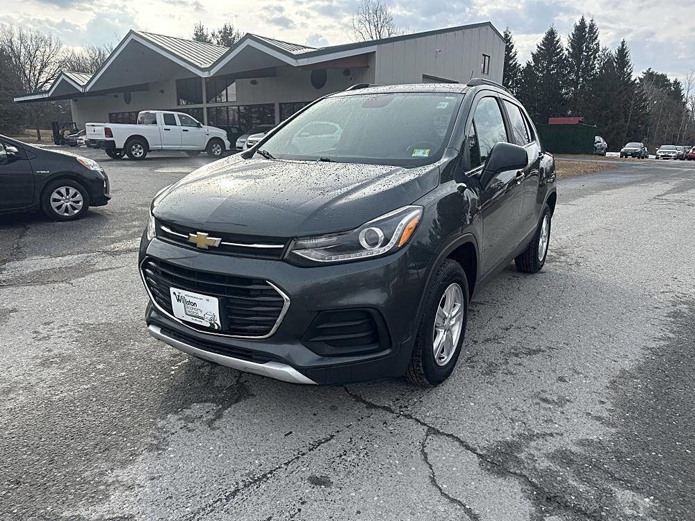 Used 2020 Chevrolet Trax LT w/ LT Convenience Package AWD/4WD image 1