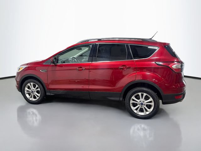 Used 2018 Ford Escape SE w/ SE Sync 3 Package FWD image 9
