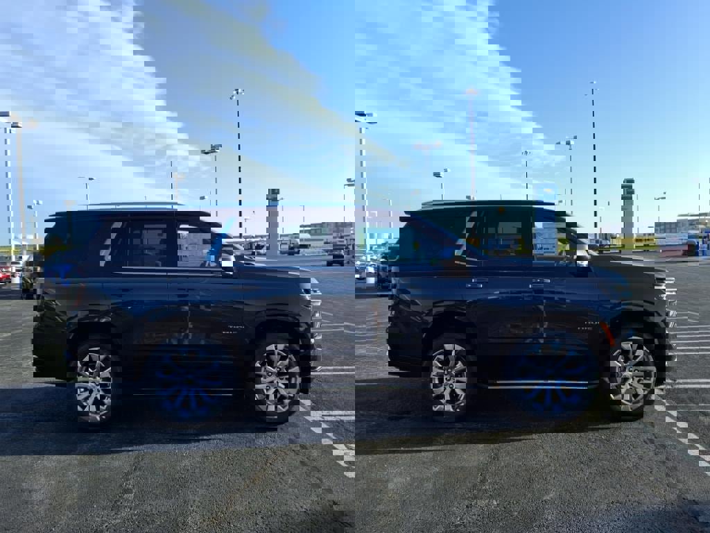 New 2025 Chevrolet Tahoe Premier w/ Sun And Tow Package image 2