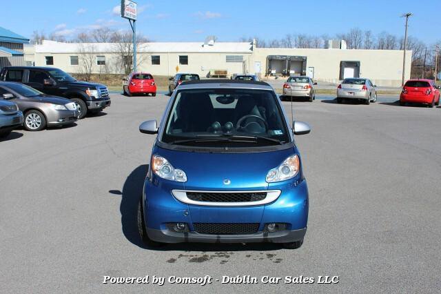Used 2009 smart fortwo passion RWD image 2