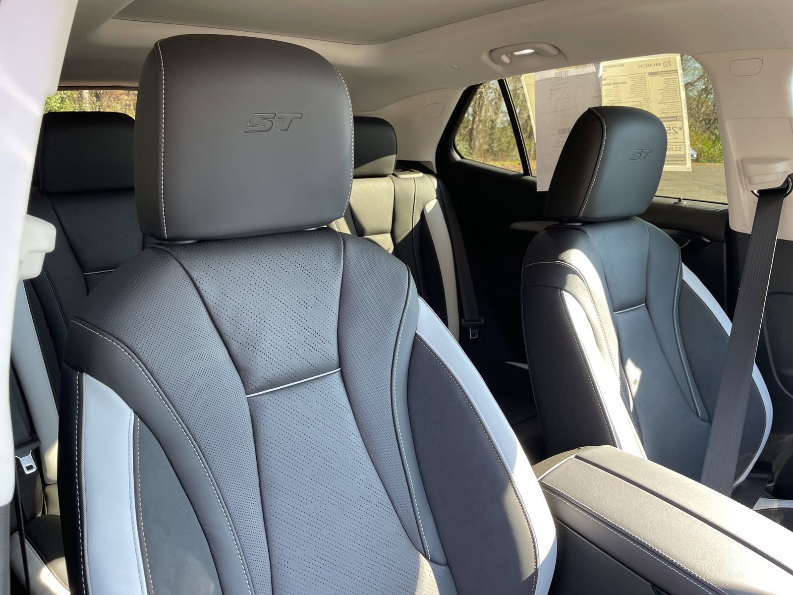 New 2026 Buick Envision Sport Touring AWD/4WD image 29