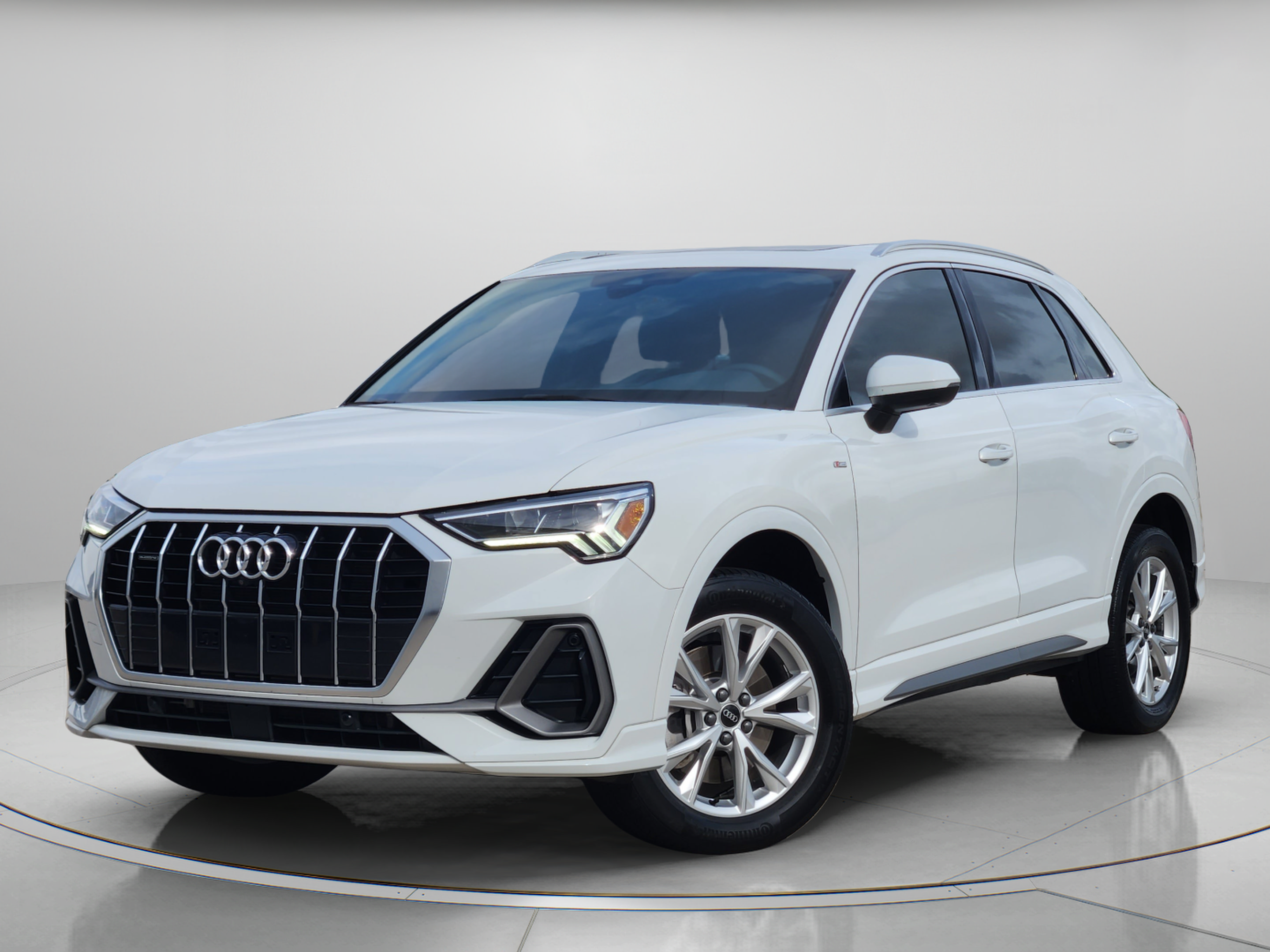 Used 2022 Audi Q3 2.0T Premium Plus AWD/4WD image 1