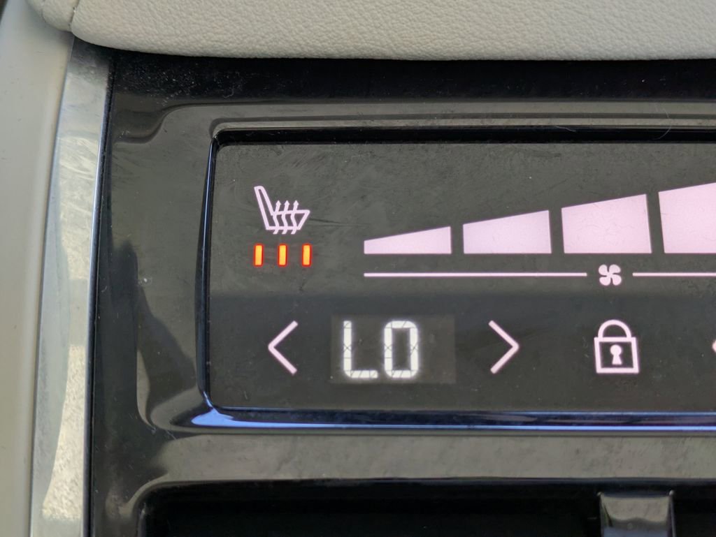 Certified 2024 Volvo S60 B5 Ultimate w/ Climate Package image 14