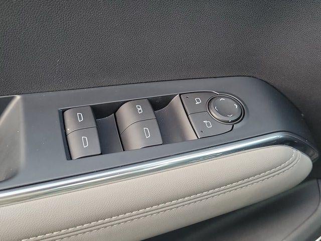 Used 2024 GMC Acadia Elevation FWD image 18