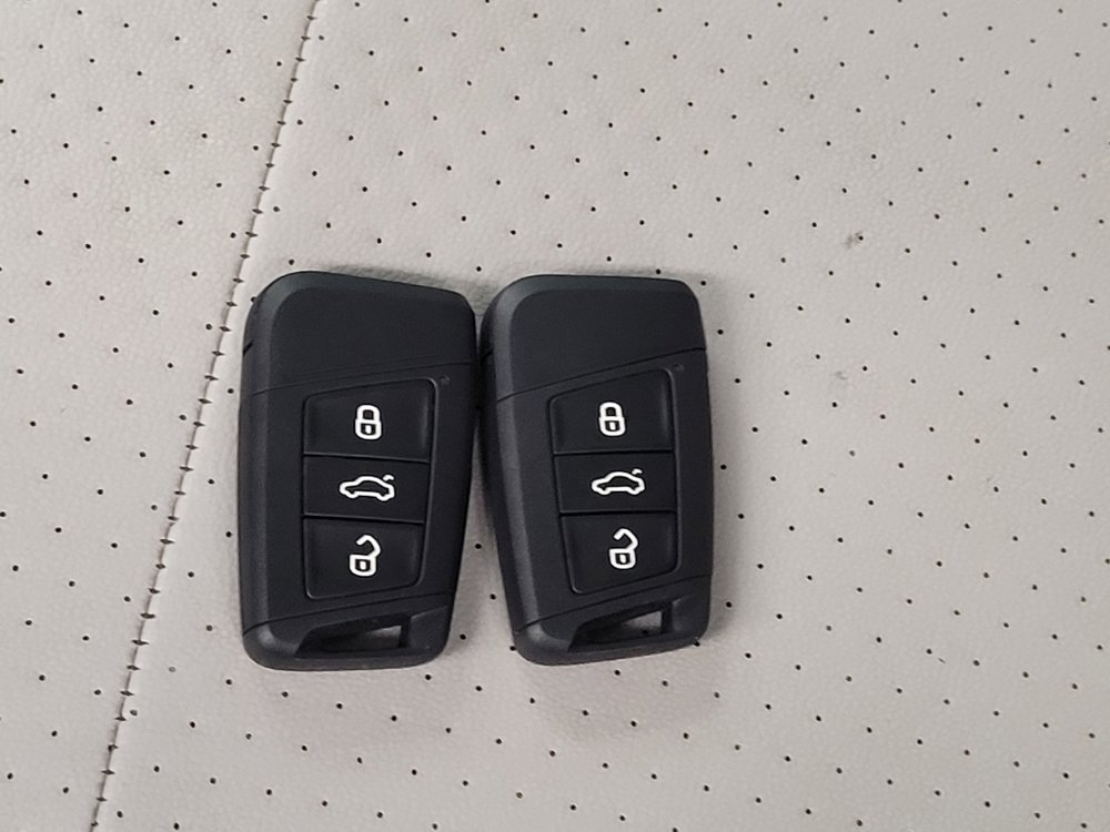 Used 2019 Volkswagen Jetta R-Line FWD image 32