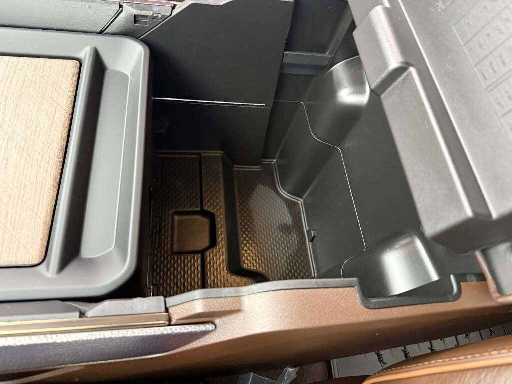 New 2025 RAM 3500 Longhorn image 36