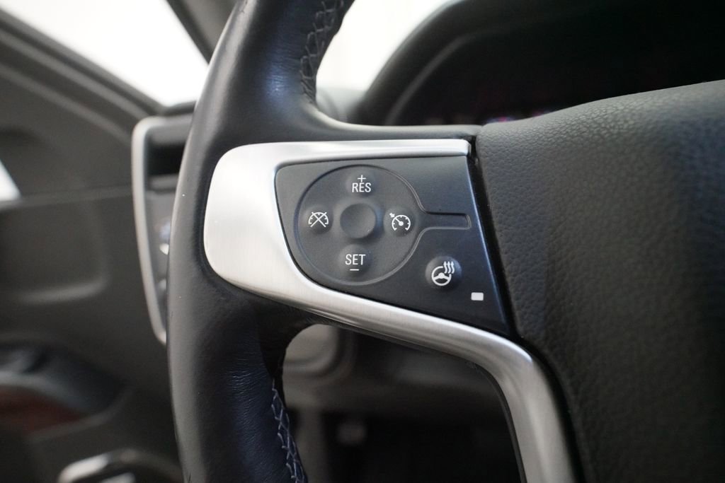 Used 2014 GMC Sierra 1500 SLT w/ SLT Crew Cab Value Package image 17