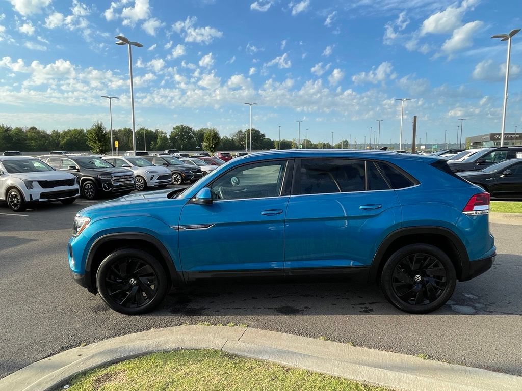 Used 2024 Volkswagen Atlas Cross Sport SE AWD/4WD image 6