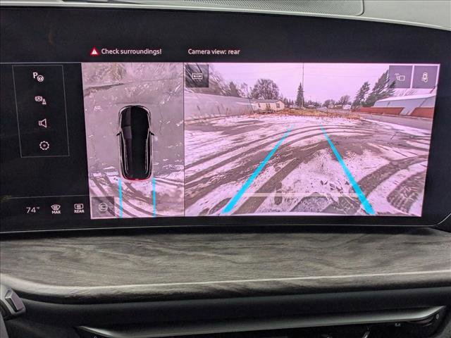 Used 2025 Audi Q5 Premium w/ Convenience Package image 15