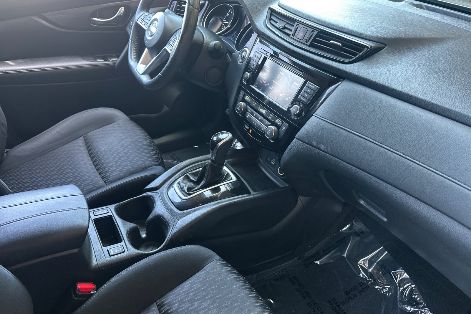 Used 2019 Nissan Rogue SV FWD image 33