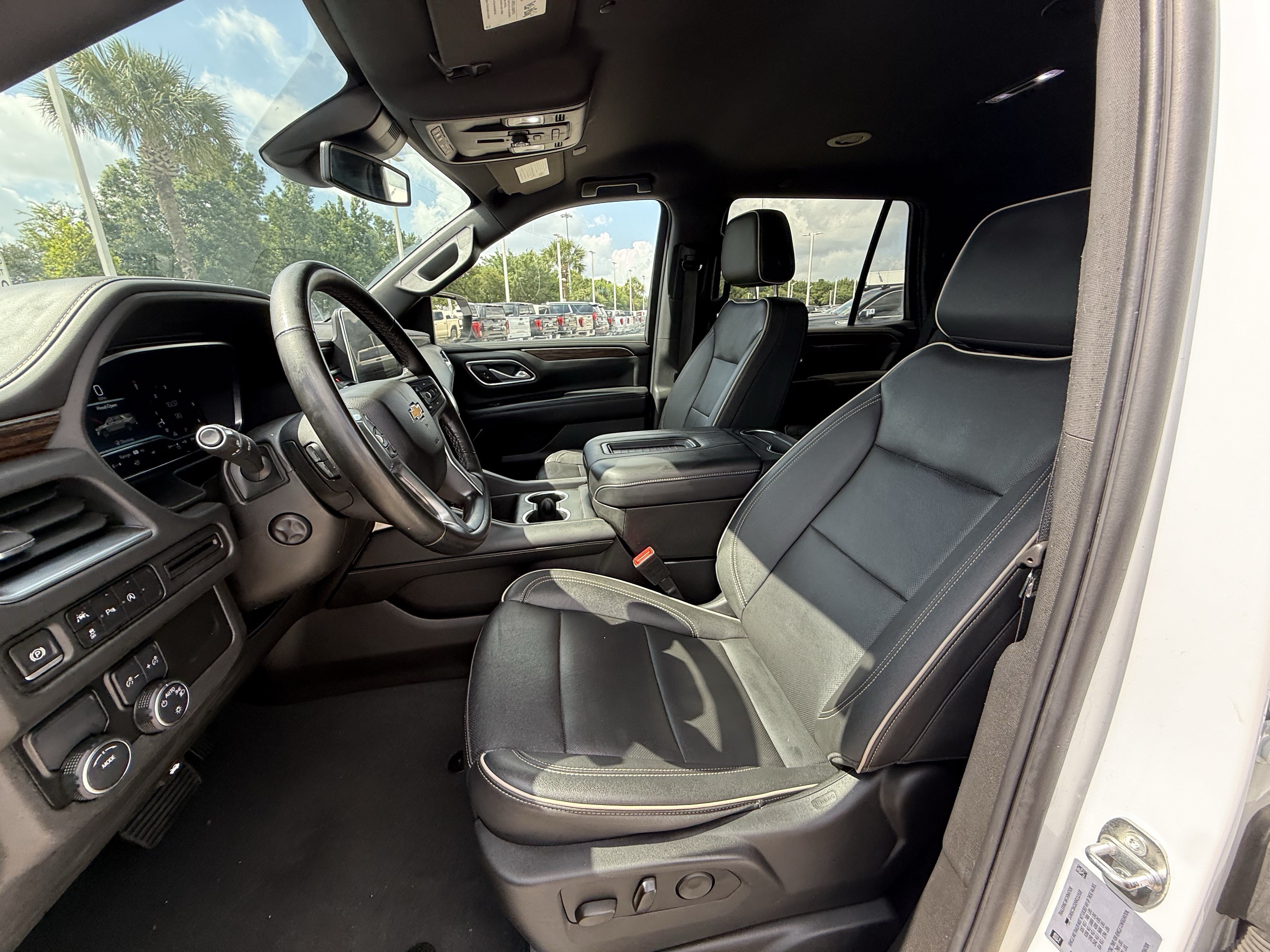 Used 2024 Chevrolet Tahoe Premier RWD image 27