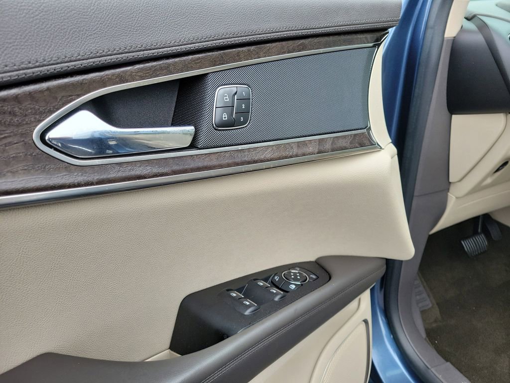 Certified 2019 Lincoln Nautilus Select image 20