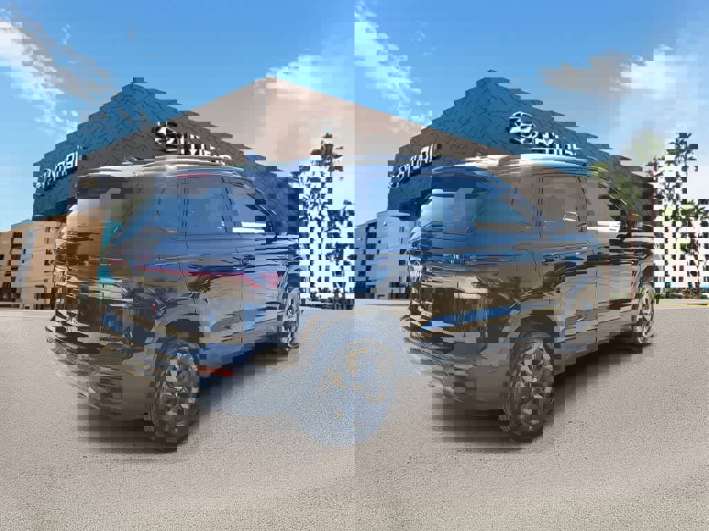 Used 2025 Volkswagen Taos S image 3