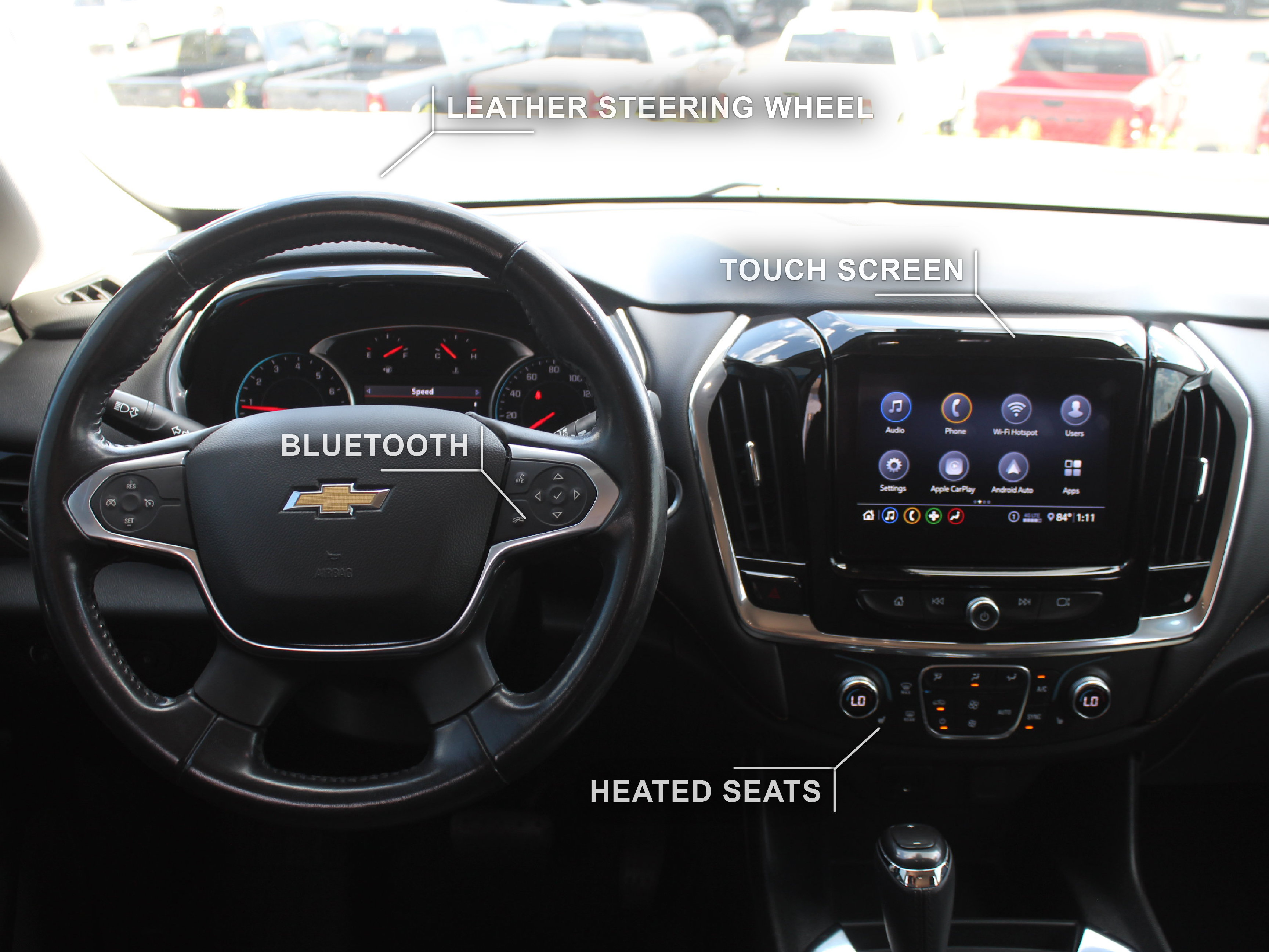 Used 2020 Chevrolet Traverse LT FWD image 3