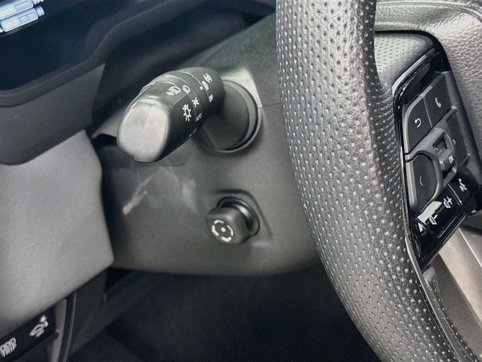 Used 2023 Toyota Sequoia Platinum AWD/4WD image 10