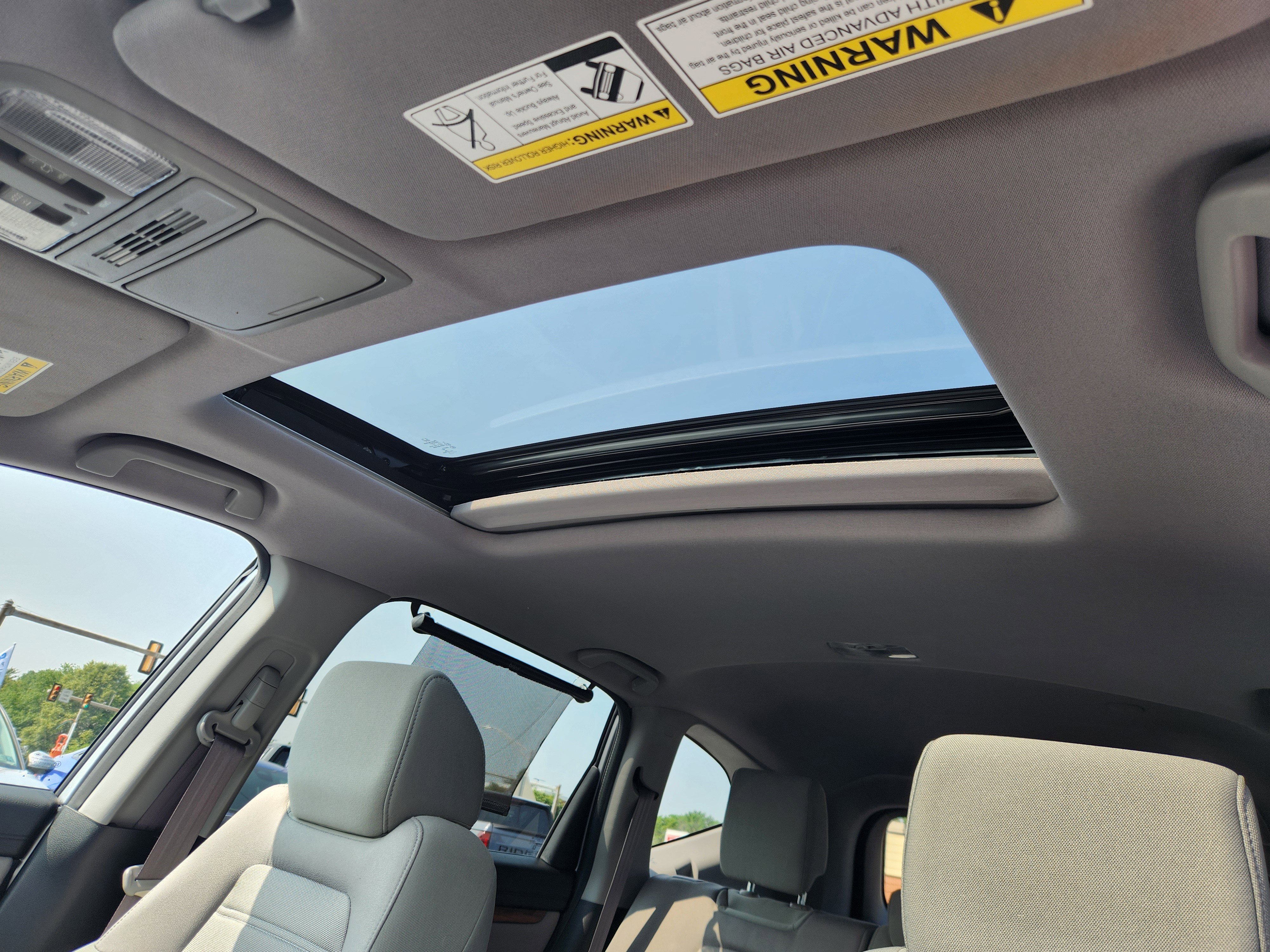 Used 2022 Honda CR-V EX image 15
