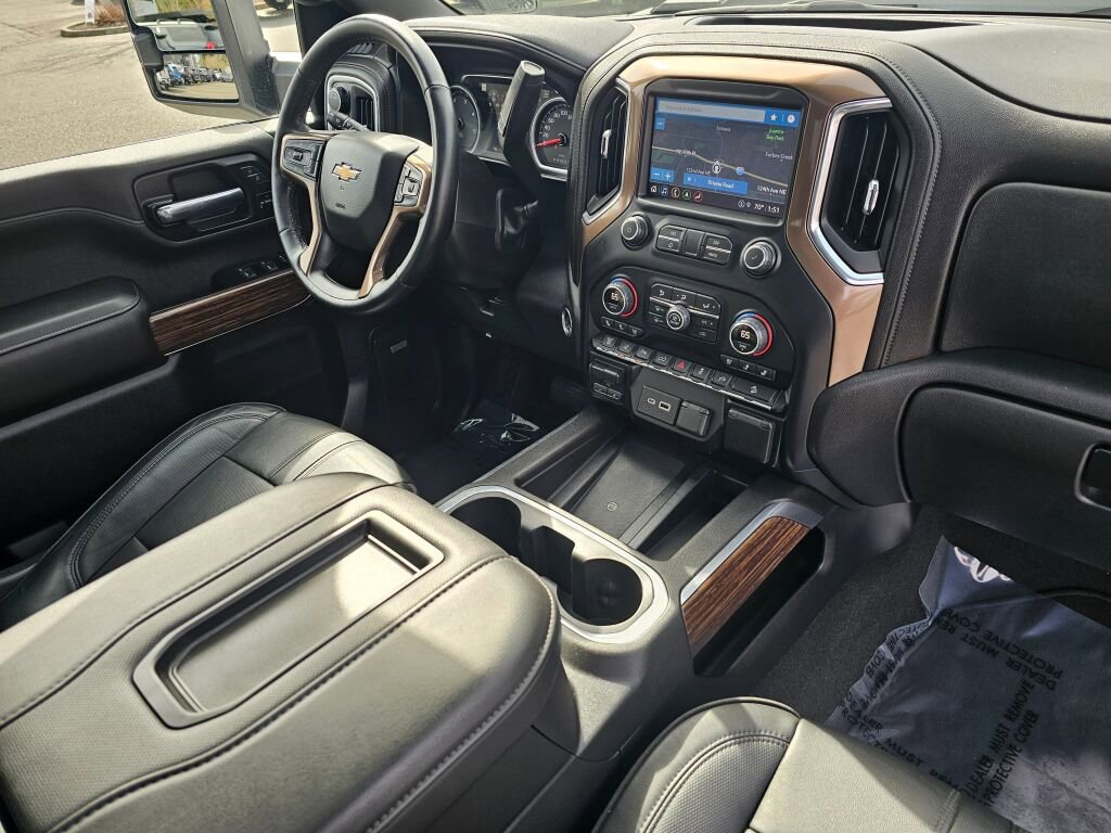 Used 2022 Chevrolet Silverado 3500 High Country w/ Safety Package II AWD/4WD image 33
