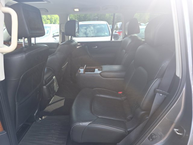 Used 2019 INFINITI QX80 Luxe w/ 22" Wheel Package AWD/4WD image 8