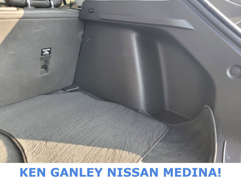 Used 2024 Chevrolet Trax LT image 43