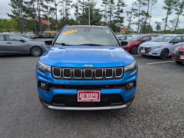 Used 2024 Jeep Compass Limited AWD/4WD image 8