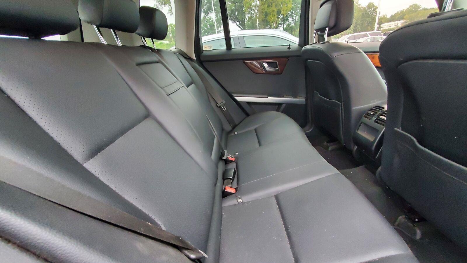 Used 2010 Mercedes-Benz GLK 350 2WD image 6
