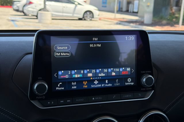 Used 2024 Nissan Sentra SV FWD image 21