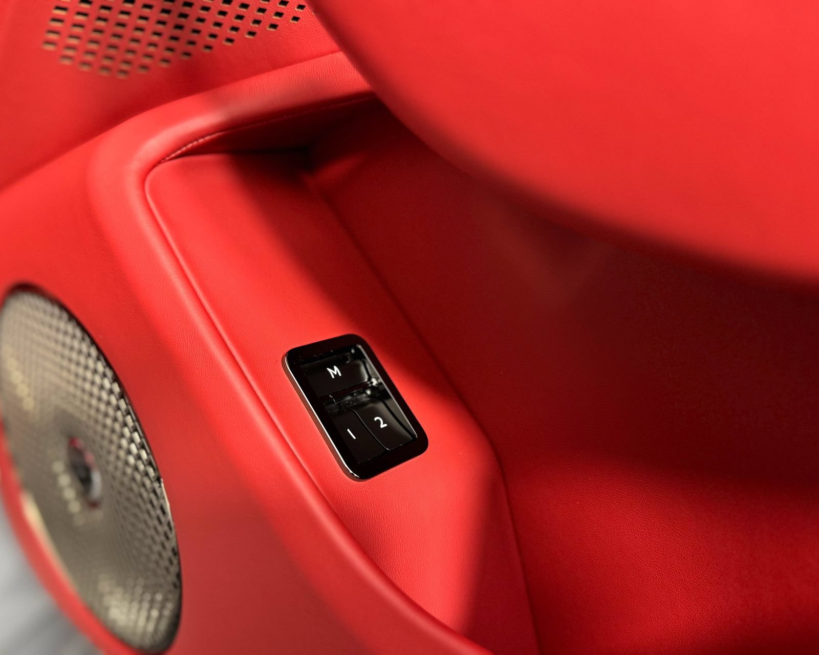 New 2025 Bentley Flying Spur Plug-In Hybrid AWD/4WD image 39