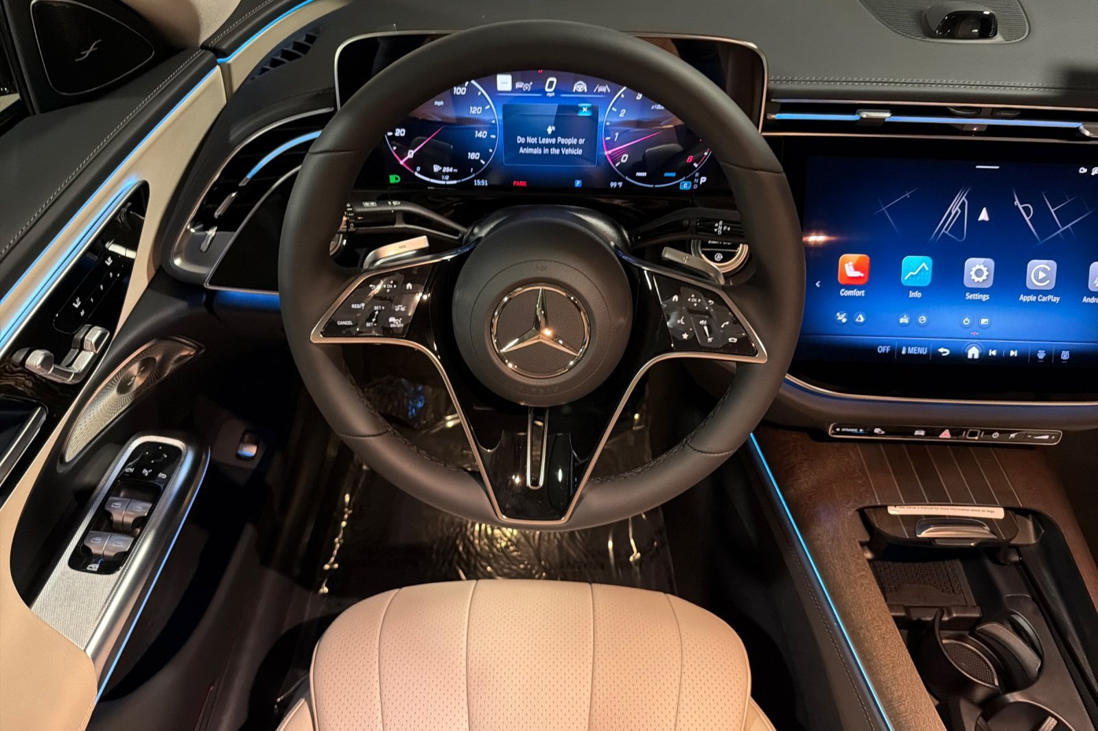 New 2027 Mercedes-Benz E 450 4MATIC Sedan image 13