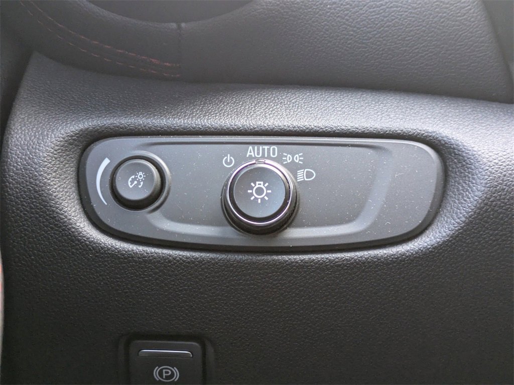 Used 2022 Chevrolet Blazer RS image 26