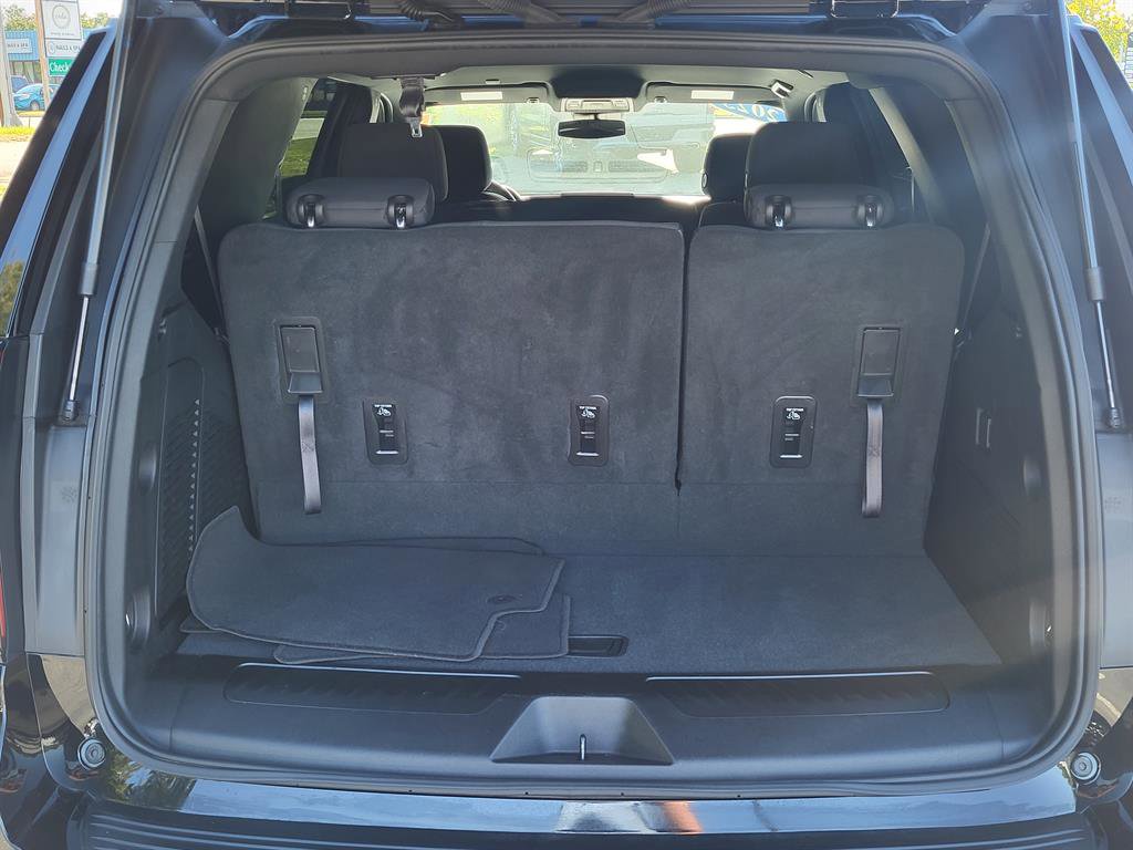 Used 2023 Chevrolet Tahoe LS image 4