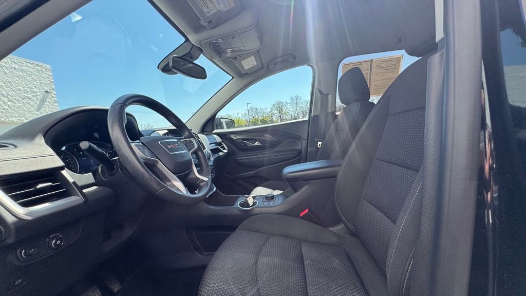 Used 2022 GMC Terrain SLE w/ Driver Convenience Package image 17