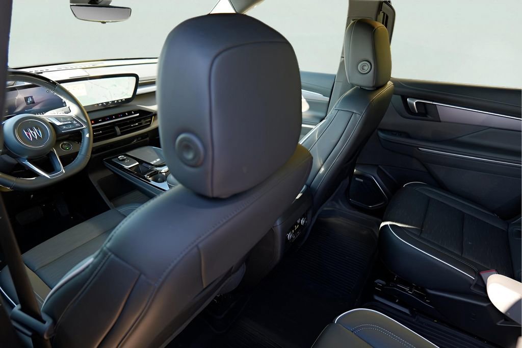 New 2026 Buick Enclave Sport Touring w/ Super Cruise Package image 15